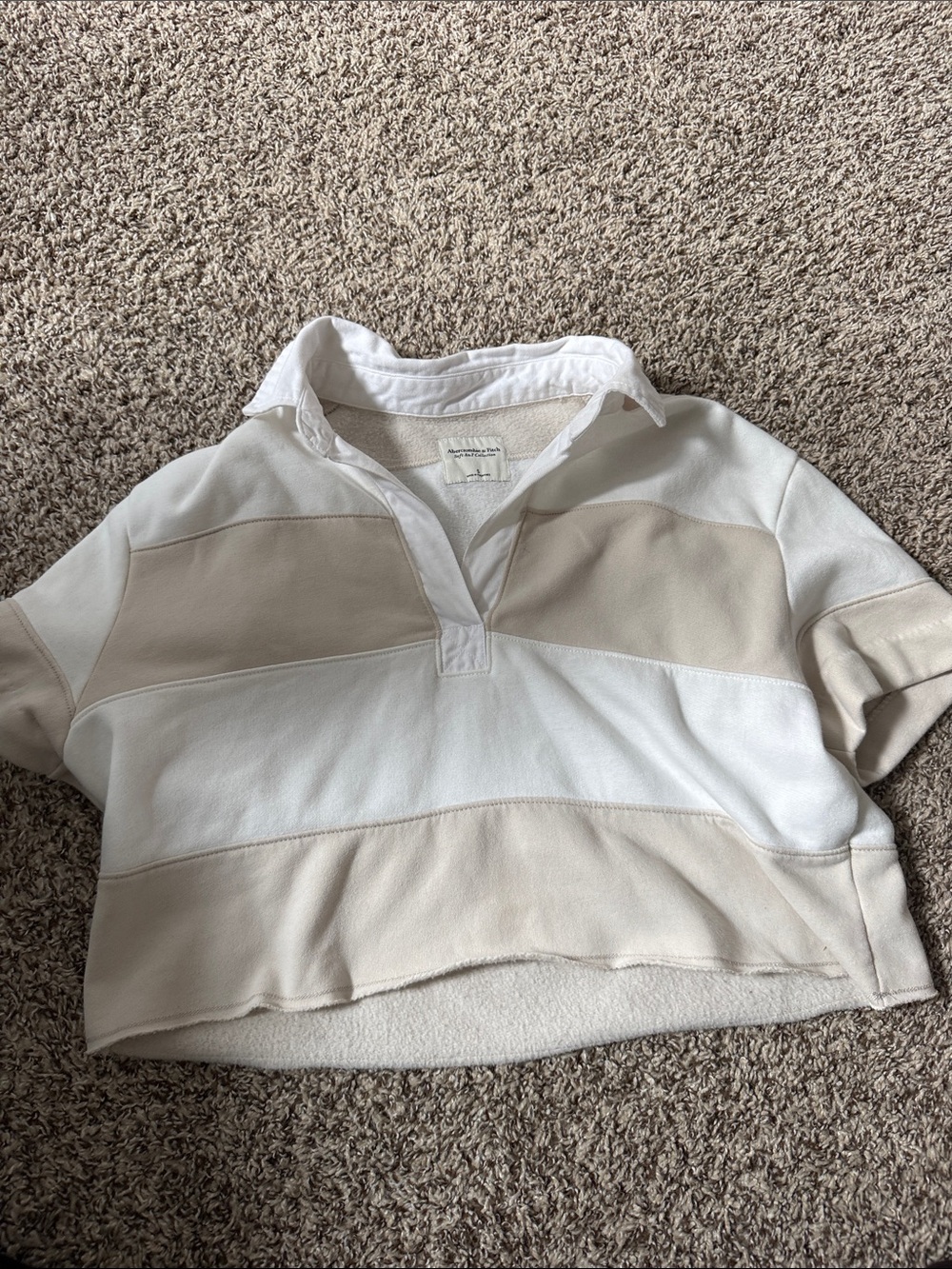 Abercrombie & Fitch Cropped Rugby Pullover in Cream & White